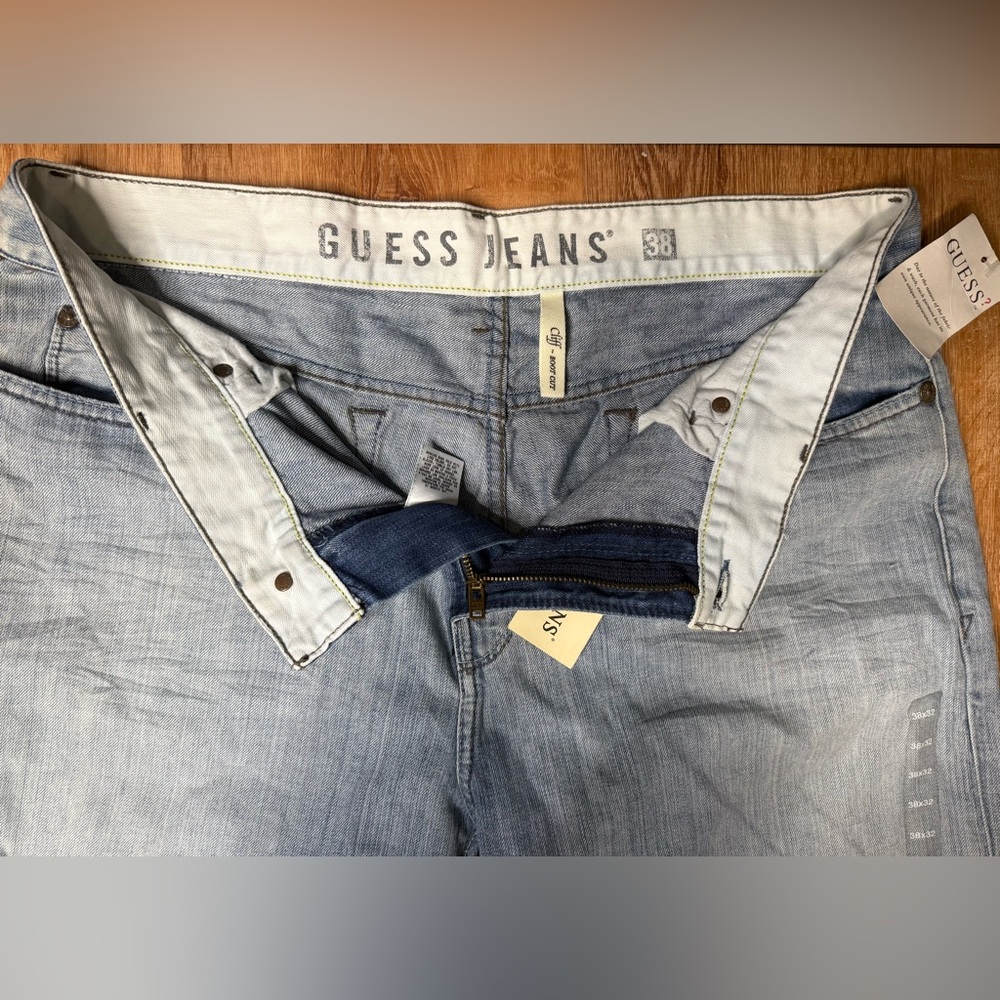 Guess Men’s Cliff Bootcut Jeans Light Wash Denim 38x32 NWT Y2K - Picture 5 of 6